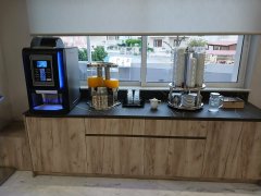 ab7adde2-7f45-42e1-9c08-b3645e7fe8a6.jpg