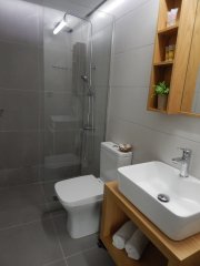 DSCN3807-bathroom-A22-A12.jpg